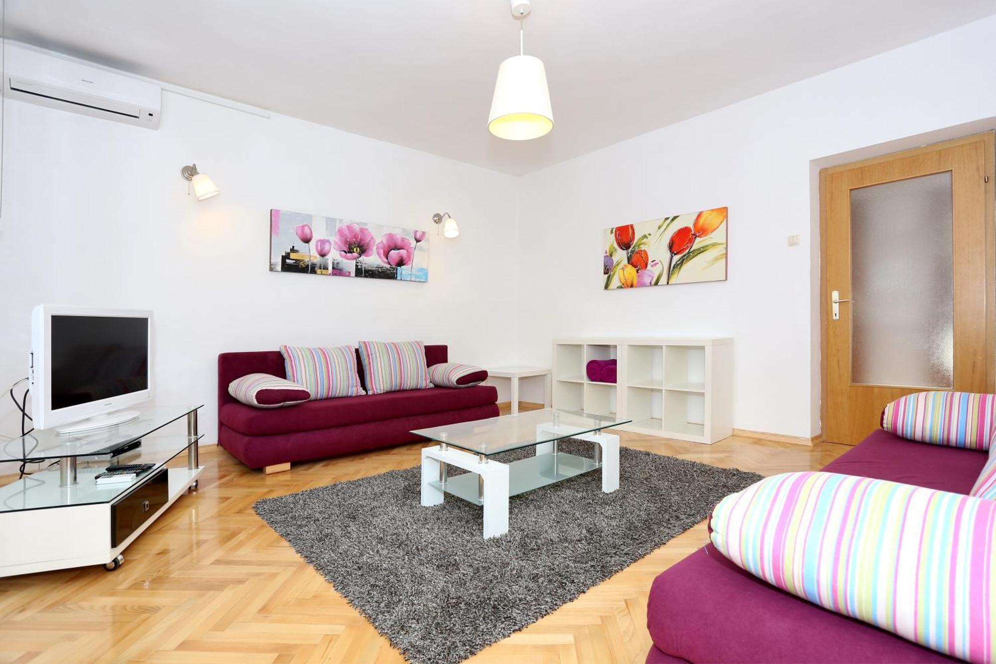 Dalmatia Apartament *